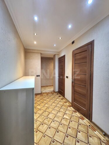 Сдаётся 2-комн. вторичка 70 м², Насиминский  р., photo 8 from 15