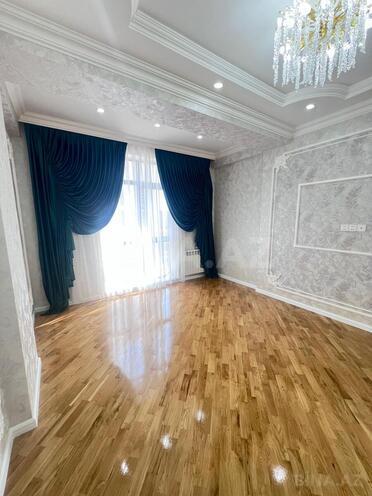 Продаётся 2-комн. новостройка 70 м², м. Кара Караев, photo 4 from 16