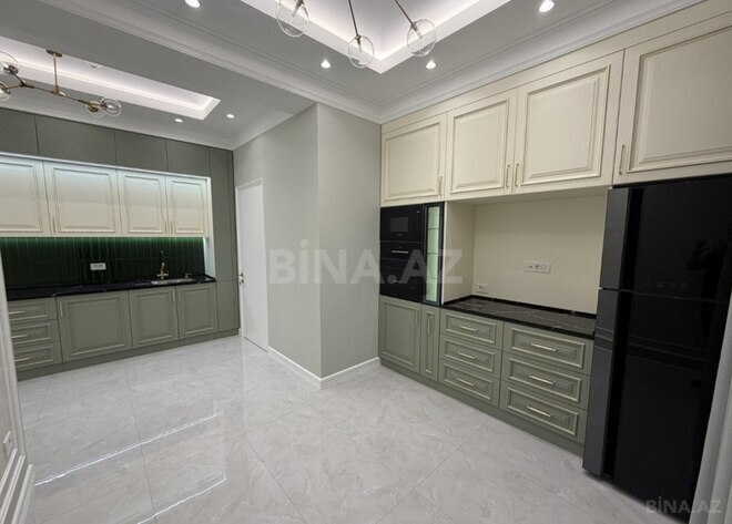 Продаётся 4-комн. новостройка 180 м², м. Элмляр Академиясы, photo 13 from 16