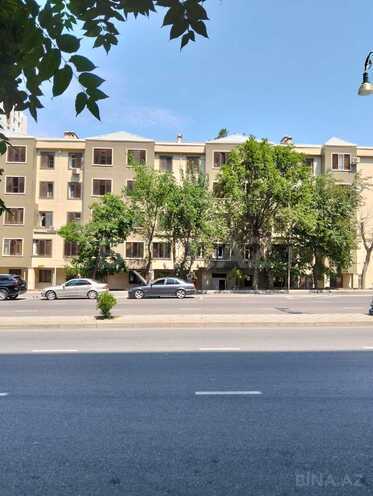 Satılır 3 otaqlı köhnə tikili 50 m², Elmlər Akademiyası m., photo 1 from 13