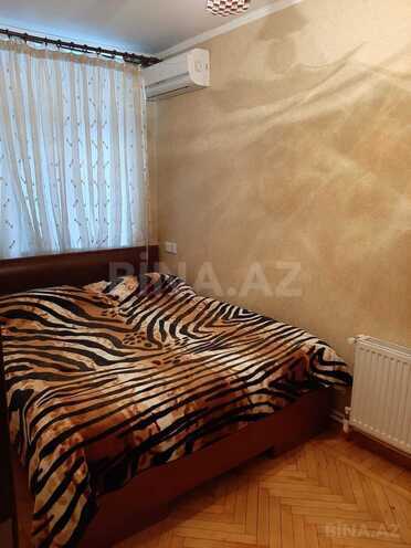 Satılır 2 otaqlı köhnə tikili 47 m², Sahil m., photo 10 from 21