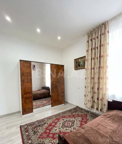 İcarəyə verilir 1 otaqlı köhnə tikili 42 m², 28 May m., photo 1 from 6