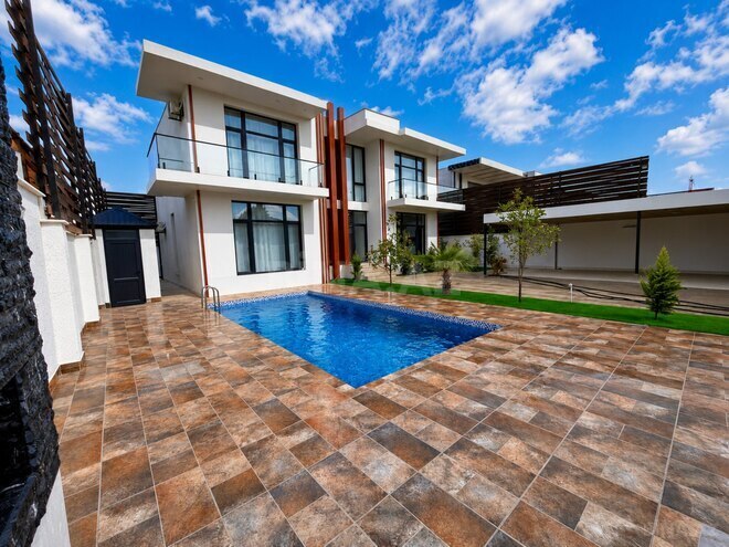 İcarəyə verilir 5 otaqlı həyət evi/bağ evi 320 m², Buzovna q., photo 1 from 26