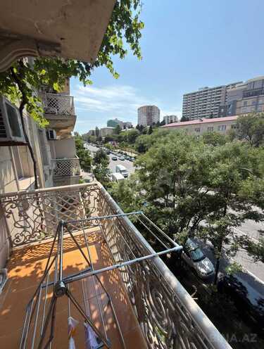 Satılır 2 otaqlı köhnə tikili 65 m², Elmlər Akademiyası m., photo 16 from 17