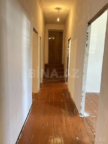 Satılır 5 otaqlı köhnə tikili 125 m², Bakıxanov q., photo 13 from 29