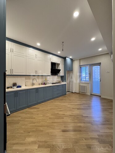 Продаётся 3-комн. новостройка 131 м², м. Элмляр Академиясы, photo 1 from 16