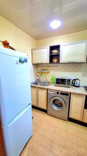Продаётся 2-комн. вторичка 50 м², м. Сахил, photo 17 from 27