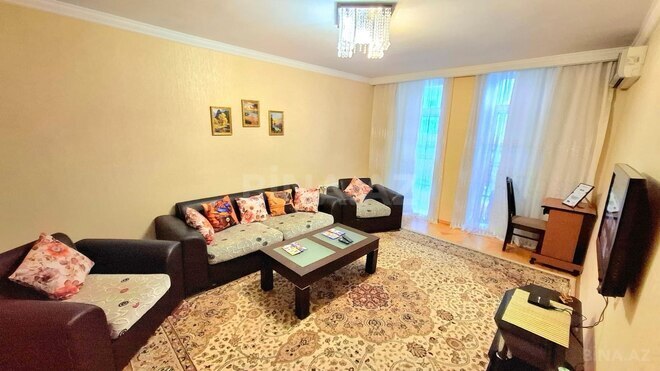 Продаётся 2-комн. вторичка 50 м², м. Сахил, photo 3 from 27