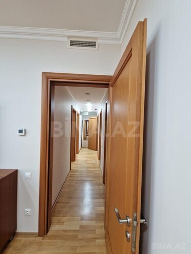 Сдаётся 4-комн. новостройка 170 м², м. 28 мая, photo 20 from 26