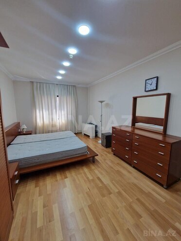 Сдаётся 4-комн. новостройка 170 м², м. 28 мая, photo 18 from 26