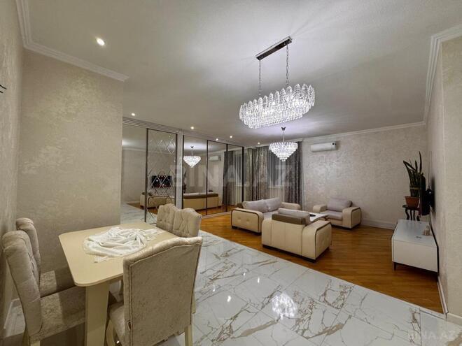 Сдаётся 3-комн. новостройка 100 м², м. Низами, photo 4 from 13