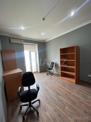 İcarəyə verilir 14 otaqlı ofis 400 m², Bayıl q., photo 18 from 32
