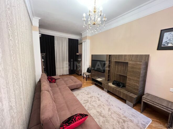 İcarəyə verilir 2 otaqlı yeni tikili 70 m², 28 May m., photo 3 from 11