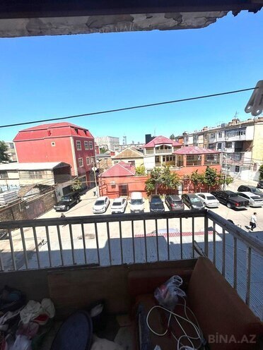 Satılır 3 otaqlı köhnə tikili 75 m², Nərimanov r., photo 1 from 24