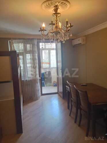 Satılır 2 otaqlı köhnə tikili 55 m², İnşaatçılar m., photo 3 from 14