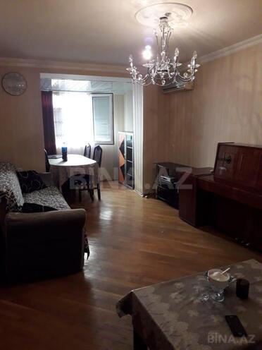 İcarəyə verilir 2 otaqlı köhnə tikili 50 m², İnşaatçılar m., photo 1 from 12