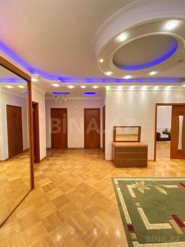 Сдаётся 3-комн. новостройка 120 м², м. Элмляр Академиясы, photo 15 from 23