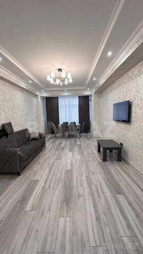 İcarəyə verilir 3 otaqlı yeni tikili 120 m², Gənclik m., photo 1 from 13