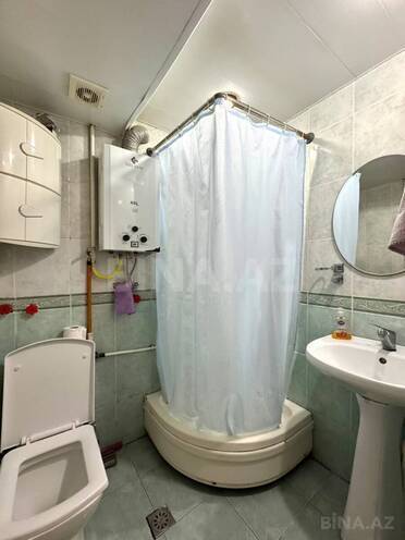 Продаётся 3-комн. вторичка 70 м², м. Ази Асланов, photo 11 from 13