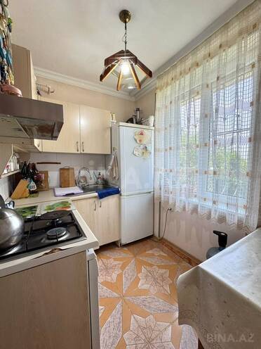 Продаётся 3-комн. вторичка 70 м², м. Ази Асланов, photo 8 from 13