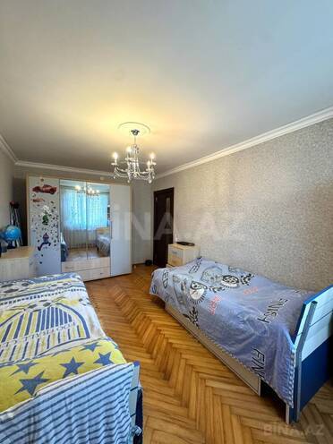 Продаётся 3-комн. вторичка 70 м², м. Ази Асланов, photo 10 from 13