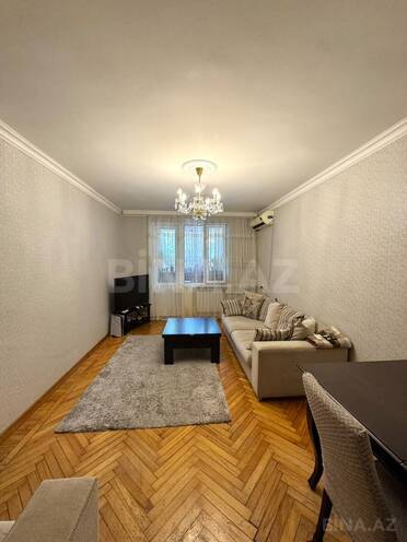 Продаётся 3-комн. вторичка 70 м², м. Ази Асланов, photo 5 from 13