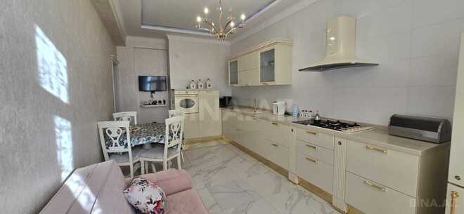 Сдаётся 3-комн. новостройка 136 м², м. Низами, photo 18 from 23