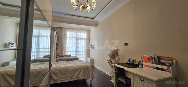 Сдаётся 3-комн. новостройка 136 м², м. Низами, photo 9 from 23