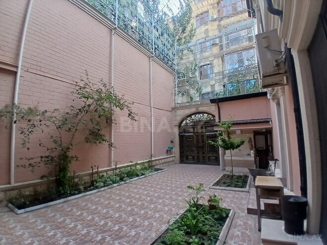 Satılır 11 otaqlı həyət evi/bağ evi 700 m², Nərimanov r., photo 3 from 32