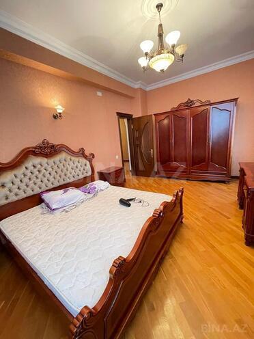 Сдаётся 3-комн. новостройка 130 м², Насиминский  р., photo 9 from 17