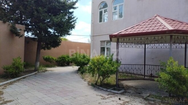 Продаётся 6-комн. дом/дача 360 м², пос. Новханы, photo 1 from 11