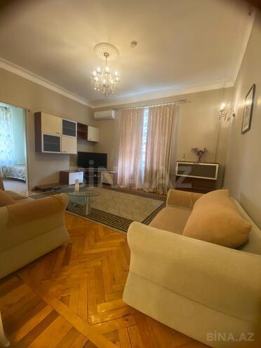 İcarəyə verilir 2 otaqlı köhnə tikili 75 m², İçəri Şəhər m., photo 3 from 11