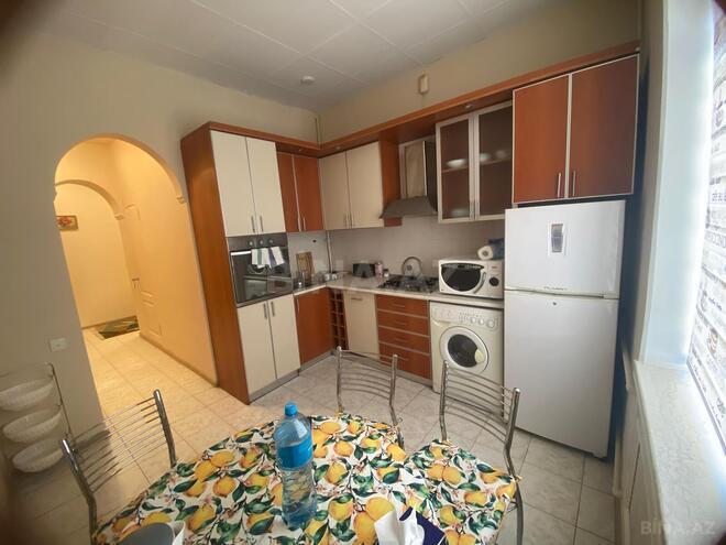 İcarəyə verilir 2 otaqlı köhnə tikili 75 m², İçəri Şəhər m., photo 7 from 11