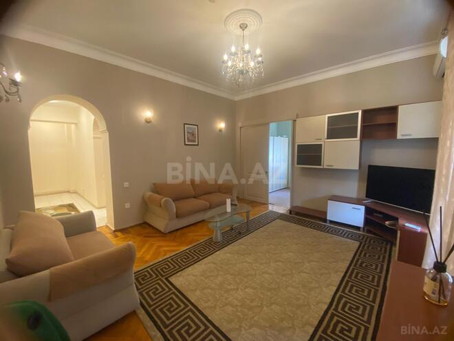 İcarəyə verilir 2 otaqlı köhnə tikili 75 m², İçəri Şəhər m., photo 4 from 11