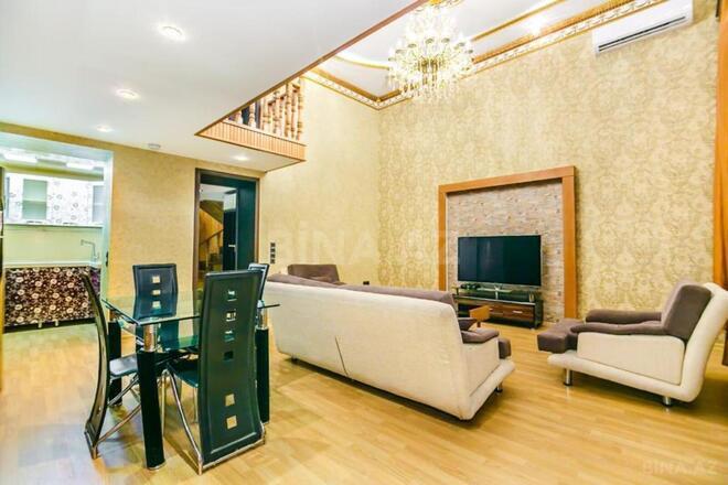 Satılır 3 otaqlı köhnə tikili 95 m², Sahil m., photo 23 from 28