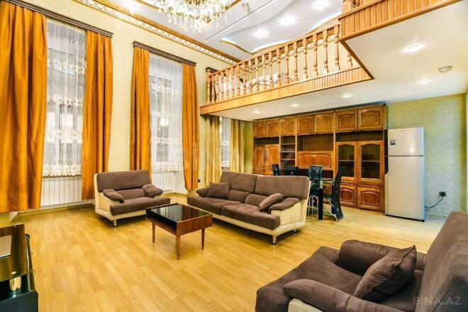 Satılır 3 otaqlı köhnə tikili 95 m², Sahil m., photo 6 from 28