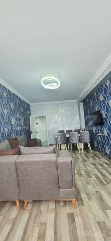 Продаётся 2-комн. новостройка 60 м², Абшеронcкий  р., photo 1 from 13