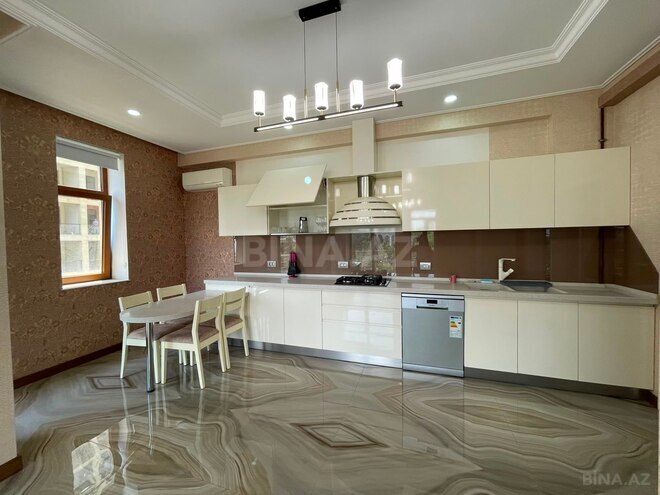 Сдаётся 2-комн. новостройка 94 м², м. 28 мая, photo 9 from 29