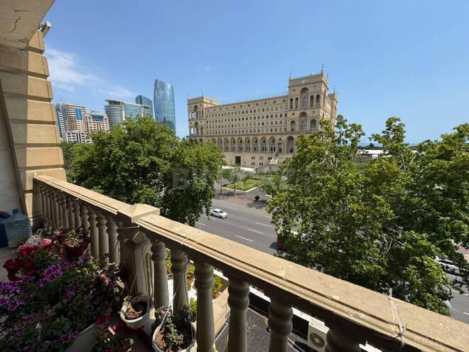 Продаётся 3-комн. вторичка 85 м², м. 28 мая, photo 3 from 29