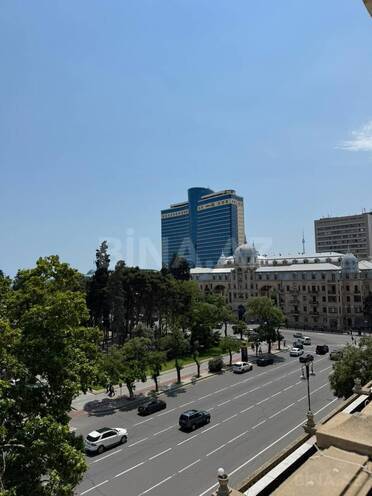 Продаётся 3-комн. вторичка 85 м², м. 28 мая, photo 4 from 29