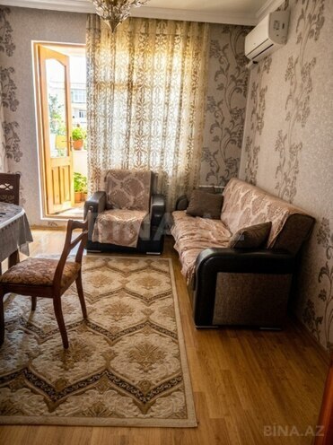 Satılır 3 otaqlı köhnə tikili 60 m², Gənclik m., photo 1 from 9