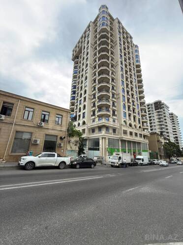 Satılır 4 otaqlı yeni tikili 168 m², 28 May m., photo 3 from 11
