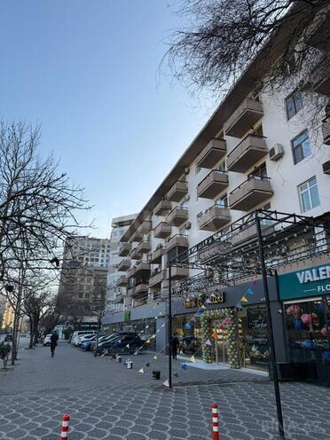 Satılır 2 otaqlı köhnə tikili 50 m², Nəsimi r., photo 1 from 16