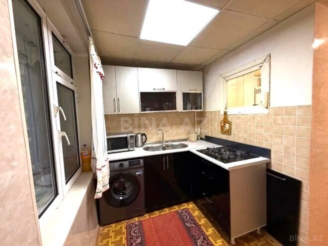 Satılır 2 otaqlı köhnə tikili 50 m², İnşaatçılar m., photo 8 from 10