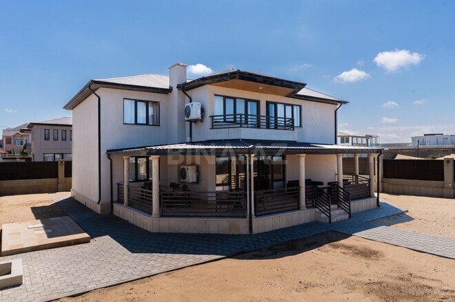 İcarəyə verilir 4 otaqlı həyət evi/bağ evi 370 m², Şüvəlan q., photo 1 from 30