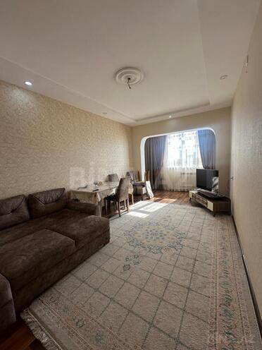 Satılır 4 otaqlı köhnə tikili 115 m², Bakıxanov q., photo 1 from 19