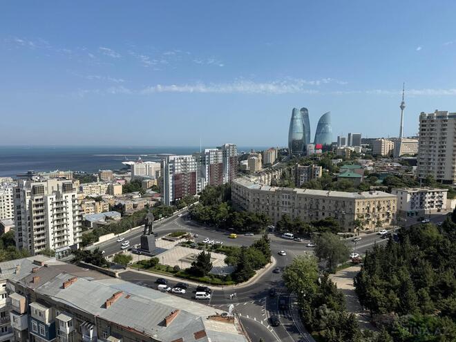 Продаётся 3-комн. новостройка 110 м², м. Ичеришехер, photo 3 from 26