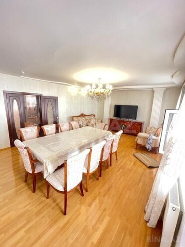 Продаётся 3-комн. вторичка 100 м², м. Элмляр Академиясы, photo 1 from 18