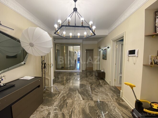 Satılır 4 otaqlı yeni tikili 198 m², 28 May m., photo 18 from 26