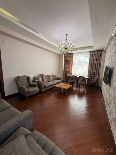 Сдаётся 2-комн. новостройка 78 м², м. Гянджлик, photo 1 from 12